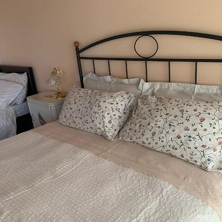 Neviano degli Arduini伊尔费莱尔旅馆别墅 外观 照片
